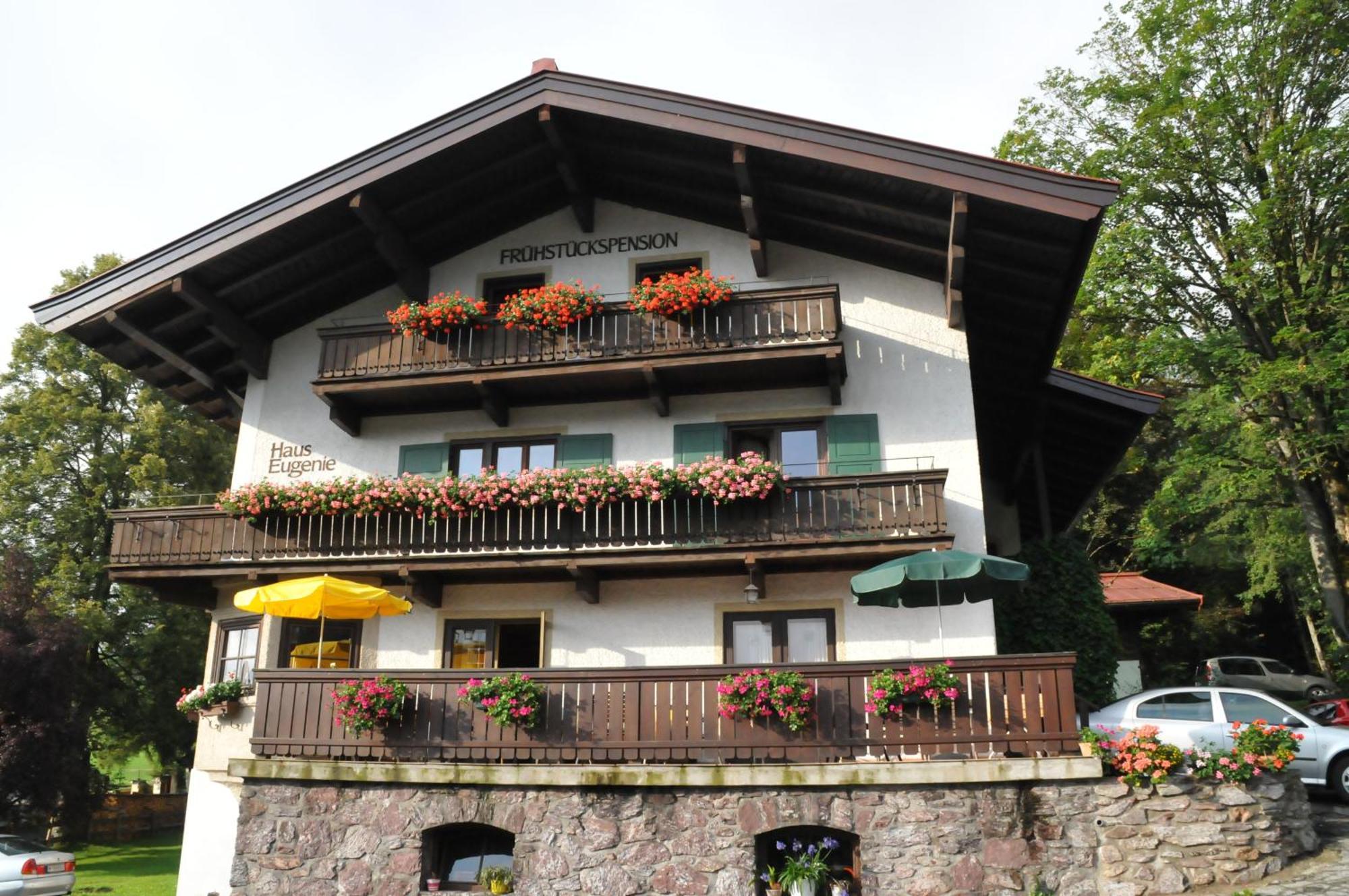 Frühstückspension&Appartements Eugenie Kitzbühel Exterior foto